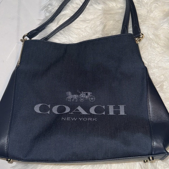 ❤️ Coach Horse and Carriage Jacquard Dalton 31 Blue Shoulder Bag EUC - Picture 4 of 10
